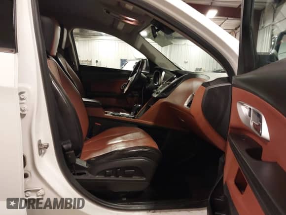 2016 Chevrolet Equinox LTZ z VIN 2GNFLGEK8G6309034, wystawiony jako IAAI lot #43268862 z przebiegiem 132 002 mil mil oraz . Historia ofert i sprzedaży dostępna na DreamBid. Obrazek 5.