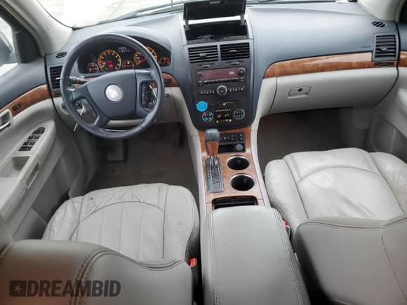 2007 Saturn Outlook XR with VIN 5GZEV33717J159422, listed as a Copart auction lot 43601145 with 174,798 mi miles and Salvage title. Bid and sale history available at DreamBid. Image 8.