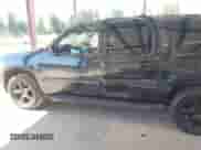 2013 Chevrolet Suburban LT с VIN 1GNSCJE05DR175996, выставлен на аукционе IAAI как лот 42736918 с пробегом 297 110 миль миль и . История ставок и продаж доступна на DreamBid. Изображение 14.