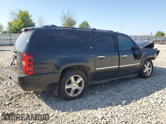 2012 Chevrolet Suburban LTZ с VIN 1GNSKKE77CR135617, выставлен на аукционе Copart как лот 70836685 с пробегом 158 139 миль миль и На запчасти • Non repairable. История ставок и продаж доступна на DreamBid. Изображение 3.