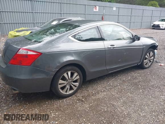 2010 Honda Accord LX-S with VIN 1HGCS1B38AA019588, listed as a IAAI auction lot 42710506 with 152,703 mi miles and . Bid and sale history available at DreamBid. Image 4.