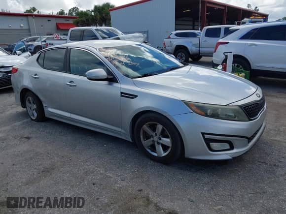 2015 Kia Optima LX с VIN 5XXGM4A71FG478604, выставлен на аукционе IAAI как лот 43391282 с пробегом 213 502 миль миль и . История ставок и продаж доступна на DreamBid. Изображение 1.