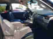 2019 Chevrolet Suburban LT с VIN 1GNSCHKC9KR188917, выставлен на аукционе IAAI как лот 43428771 с пробегом 161 530 миль миль и . История ставок и продаж доступна на DreamBid. Изображение 5.