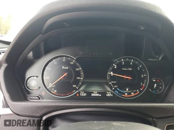 2018 BMW 3 Series 330i xDrive z VIN WBA8D9C58JEB35637, wystawiony jako Copart lot #86408015 z przebiegiem 24 544 mil mil oraz Szkoda całkowita • Salvage title. Historia ofert i sprzedaży dostępna na DreamBid. Obrazek 9.