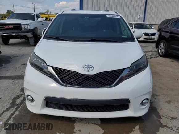 2016 Toyota Sienna SE with VIN 5TDXK3DC5GS750872, listed as a Copart auction lot 72089655 with 103,642 mi miles and Salvage title. Bid and sale history available at DreamBid. Image 5.