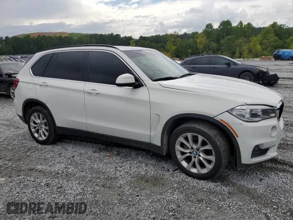 2016 BMW X5 xDrive35i z VIN 5UXKR0C56G0S84698, wystawiony jako Copart lot #68789975 z przebiegiem 191 239 mil mil oraz Czysty tytuł • Clean title. Historia ofert i sprzedaży dostępna na DreamBid. Obrazek 4.