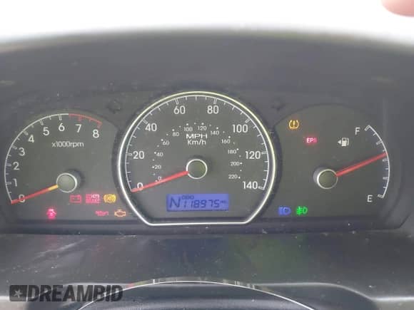 2009 Hyundai Elantra SE z VIN KMHDU46D99U662300, wystawiony jako IAAI lot #42839675 z przebiegiem 118 975 mil mil oraz . Historia ofert i sprzedaży dostępna na DreamBid. Obrazek 7.