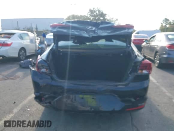 2020 Hyundai Elantra SEL z VIN KMHD84LFXLU926528, wystawiony jako IAAI lot #43230310 z przebiegiem 88 250 mil mil oraz . Historia ofert i sprzedaży dostępna na DreamBid. Obrazek 16.