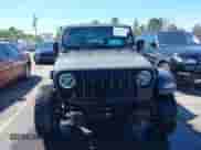 2022 Jeep Wrangler Unlimited Sport S z VIN 1C4HJXDG1NW200793, wystawiony jako IAAI lot #41810817 z przebiegiem 35 212 mil mil oraz . Historia ofert i sprzedaży dostępna na DreamBid. Obrazek 12.