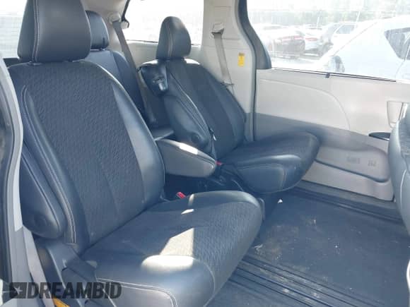 2014 Toyota Sienna SE with VIN 5TDXK3DC3ES494700, listed as a IAAI auction lot 42406747 with 73,410 mi miles and . Bid and sale history available at DreamBid. Image 8.