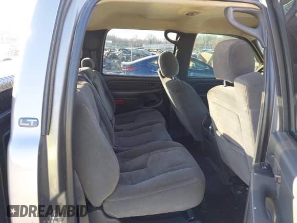 2006 Chevrolet Silverado 3500 SRW Wrk Trk с VIN 1GCHK33DX6F235816, выставлен на аукционе IAAI как лот 41588075 с пробегом 232 815 миль миль и . История ставок и продаж доступна на DreamBid. Изображение 8.