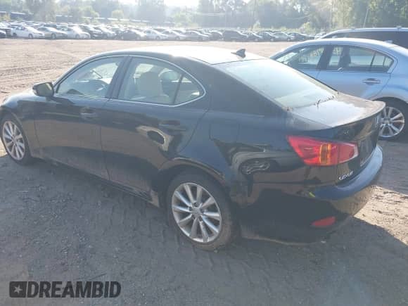 2009 Lexus IS 250 z VIN JTHCK262892030374, wystawiony jako IAAI lot #43236560 z przebiegiem 192 147 mil mil oraz . Historia ofert i sprzedaży dostępna na DreamBid. Obrazek 3.