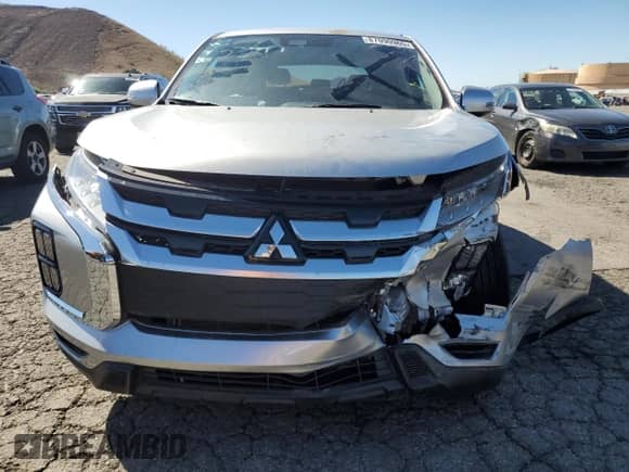 2025 Mitsubishi Outlander S с VIN JA4ARUAU2SU003328, выставлен на аукционе Copart как лот 87090965 с пробегом 5 150 миль миль и На запчасти • Non repairable. История ставок и продаж доступна на DreamBid. Изображение 5.