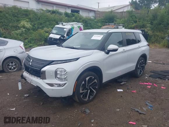 2022 Mitsubishi Outlander SE с VIN JA4J4UA83NZ010233, выставлен на аукционе IAAI как лот 43194063 с пробегом 42 339 миль миль и . История ставок и продаж доступна на DreamBid. Изображение 17.