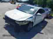 2018 Hyundai Elantra SEL z VIN 5NPD84LF5JH383729, wystawiony jako IAAI lot #36924178 z przebiegiem 58 621 mil mil oraz . Historia ofert i sprzedaży dostępna na DreamBid. Obrazek 2.