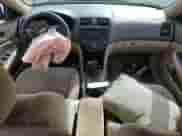 2004 Honda Accord LX z VIN 1HGCM66354A046771, wystawiony jako Copart lot #82033075 z przebiegiem Nie podano mil oraz Szkoda całkowita • Salvage title. Historia ofert i sprzedaży dostępna na DreamBid. Obrazek 8.