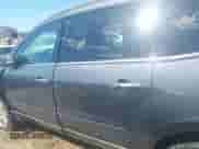 2013 Chevrolet Traverse LT z VIN 1GNKRGKD4DJ243857, wystawiony jako IAAI lot #43115439 z przebiegiem 198 745 mil mil oraz . Historia ofert i sprzedaży dostępna na DreamBid. Obrazek 14.