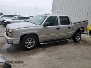 2006 Chevrolet Silverado 1500 LT2 z VIN 2GCEC13T261146342, wystawiony jako Copart lot #85500374 z przebiegiem Nie podano mil oraz Szkoda całkowita • Salvage title. Historia ofert i sprzedaży dostępna na DreamBid. Obrazek 1.