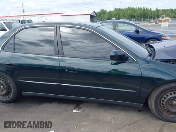 2000 Honda Accord LX с VIN 1HGCG5645YA124532, выставлен на аукционе IAAI как лот 43058538 с пробегом 79 092 миль миль и . История ставок и продаж доступна на DreamBid. Изображение 14.