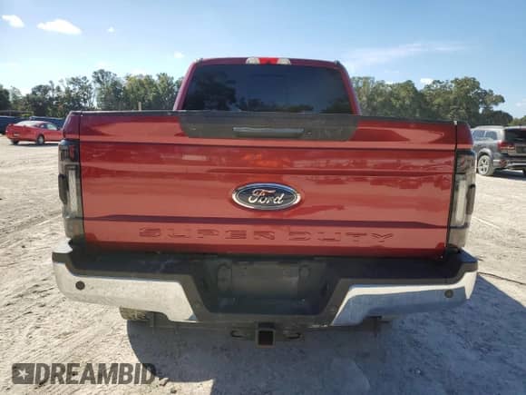 2017 Ford F-250 Lariat с VIN 1FT7W2BT4HEB83322, выставлен на аукционе Copart как лот 86133975 с пробегом 282 517 миль миль и Списание • Salvage title. История ставок и продаж доступна на DreamBid. Изображение 6.