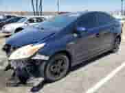 2012 Toyota Prius Three z VIN JTDKN3DU2C1601112, wystawiony jako Copart lot #64330585 z przebiegiem 112 685 mil mil oraz Szkoda całkowita • Salvage title. Historia ofert i sprzedaży dostępna na DreamBid. Obrazek 1.