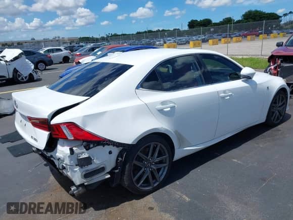2014 Lexus IS 350 с VIN JTHBE1D29E5000826, выставлен на аукционе IAAI как лот 42487356 с пробегом 137 731 миль миль и . История ставок и продаж доступна на DreamBid. Изображение 4.