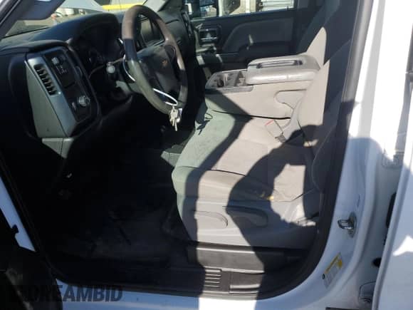 2019 Chevrolet Silverado 2500HD Work Truck с VIN 2GC2KREG5K1152456, выставлен на аукционе Copart как лот 57649075 с пробегом 173 326 миль миль и Списание • Salvage title. История ставок и продаж доступна на DreamBid. Изображение 7.
