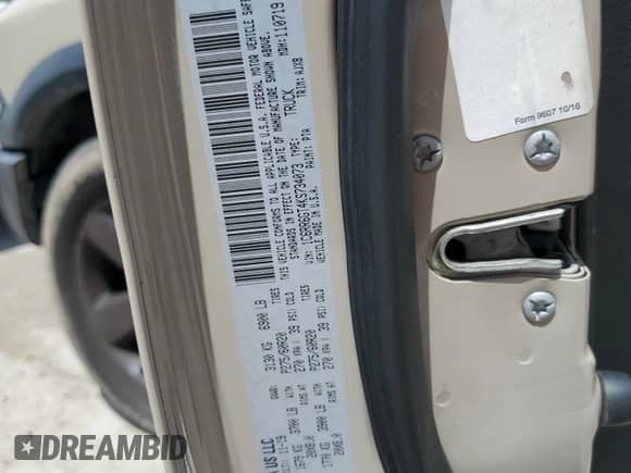 2019 Ram 1500 Big Horn z VIN 1C6RR6GT4KS734073, wystawiony jako Copart lot #60085595 z przebiegiem 94 207 mil mil oraz Szkoda całkowita • Salvage title. Historia ofert i sprzedaży dostępna na DreamBid. Obrazek 12.