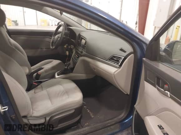 2017 Hyundai Elantra SE with VIN 5NPD84LF2HH023912, listed as a IAAI auction lot 43527538 with 139,516 mi miles and . Bid and sale history available at DreamBid. Image 5.