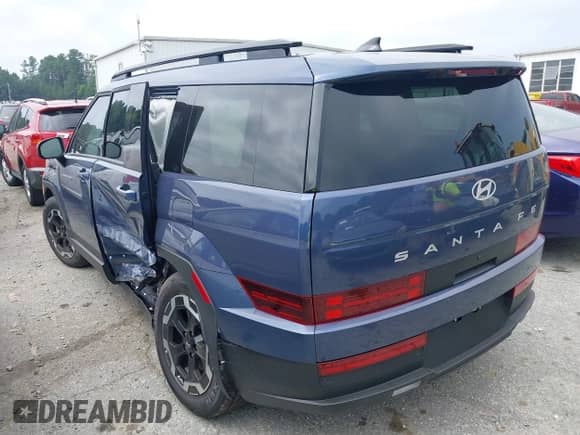 2025 Hyundai Santa Fe SEL with VIN 5NMP24GL4SH147828, listed as a IAAI auction lot 42657698 with 234 mi miles and . Bid and sale history available at DreamBid. Image 3.