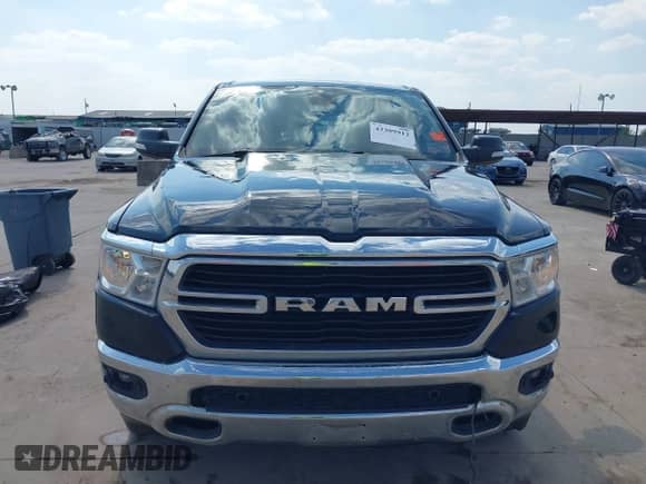 2019 Ram 1500 Big Horn z VIN 1C6SRFFT2KN826414, wystawiony jako IAAI lot #43309912 z przebiegiem 123 525 mil mil oraz . Historia ofert i sprzedaży dostępna na DreamBid. Obrazek 12.
