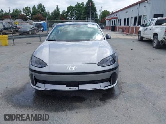 2023 Hyundai Ioniq 6 Limited с VIN KMHM54AC4PA049110, выставлен на аукционе IAAI как лот 42827535 с пробегом 9 123 миль миль и . История ставок и продаж доступна на DreamBid. Изображение 13.