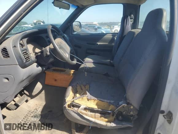 2001 Dodge 1500 with VIN 1B7HC16Y91S739421, listed as a Copart auction lot 85903425 with 119,068 mi miles and Clean title. Bid and sale history available at DreamBid. Image 7.
