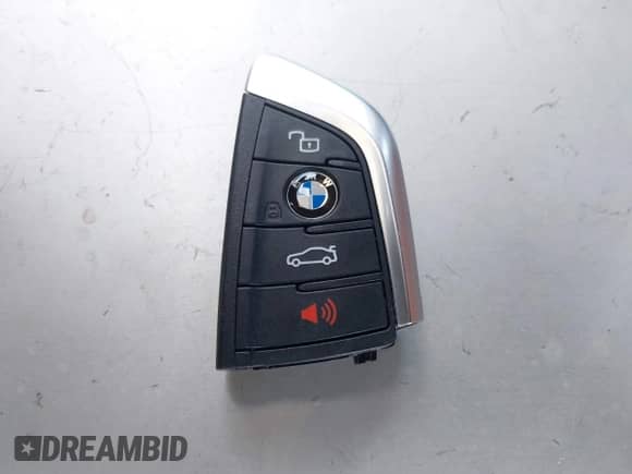 2024 BMW i4 eDrive40 с VIN WBY73AW01RFS45238, выставлен на аукционе IAAI как лот 42559238 с пробегом 11 507 миль миль и . История ставок и продаж доступна на DreamBid. Изображение 11.
