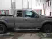 2013 Ford F-150 XL z VIN 1FTFX1EF4DKE58885, wystawiony jako IAAI lot #43449069 z przebiegiem 155 480 mil mil oraz . Historia ofert i sprzedaży dostępna na DreamBid. Obrazek 14.