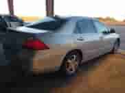 2006 Honda Accord with NAVI with VIN JHMCN36536C001152, listed as a IAAI auction lot 43444144 with 247,746 mi miles and . Bid and sale history available at DreamBid. Image 4.