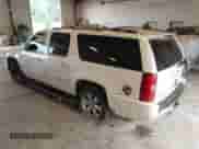 2010 Chevrolet Suburban LTZ с VIN 1GNUKKE35AR173513, выставлен на аукционе IAAI как лот 42491183 с пробегом 189 563 миль миль и . История ставок и продаж доступна на DreamBid. Изображение 3.