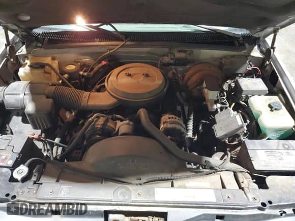 1995 Chevrolet Silverado 2500 с VIN 2GCFK29K6S1239533, выставлен на аукционе Copart как лот 49790175 с пробегом 55 840 миль миль и Списание • Salvage title. История ставок и продаж доступна на DreamBid. Изображение 12.
