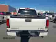 2013 GMC Sierra 1500 Denali z VIN 3GTP2XE24DG345268, wystawiony jako IAAI lot #43357777 z przebiegiem 168 765 mil mil oraz . Historia ofert i sprzedaży dostępna na DreamBid. Obrazek 16.