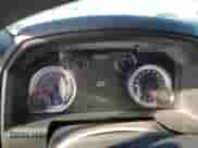 2021 Ram 1500 Tradesman z VIN 1C6RR6FG0MS504019, wystawiony jako Copart lot #57855385 z przebiegiem 111 527 mil mil oraz Szkoda całkowita • Salvage title. Historia ofert i sprzedaży dostępna na DreamBid. Obrazek 9.