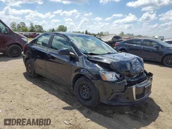 2018 Chevrolet Sonic LS с VIN 1G1JA5SH4J4131064, выставлен на аукционе Copart как лот 63288295 с пробегом 91 633 миль миль и Списание • Salvage title. История ставок и продаж доступна на DreamBid. Изображение 4.