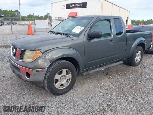 2006 Nissan Frontier SE с VIN 1N6AD06U26C419720, выставлен на аукционе IAAI как лот 43497224 с пробегом 221 679 миль миль и . История ставок и продаж доступна на DreamBid. Изображение 2.