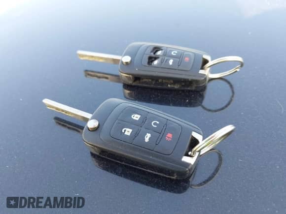 2014 Chevrolet Malibu LTZ with VIN 1G11H5SL2EF160573, listed as a IAAI auction lot 42982271 with 269,496 mi miles and . Bid and sale history available at DreamBid. Image 11.