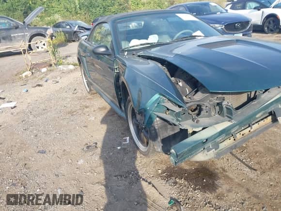 2001 Ford Mustang Deluxe with VIN 1FAFP44431F154216, listed as a IAAI auction lot 43208544 with Not provided miles and . Bid and sale history available at DreamBid. Image 6.