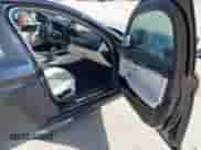 2018 BMW 5 Series M550i xDrive с VIN WBAJB9C55JB286036, выставлен на аукционе IAAI как лот 41738640 с пробегом 79 049 миль миль и . История ставок и продаж доступна на DreamBid. Изображение 5.