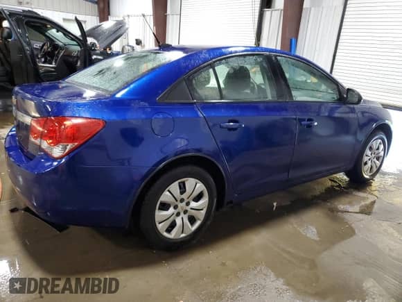 2013 Chevrolet Cruze LS z VIN 1G1PA5SG3D7299606, wystawiony jako Copart lot #86618385 z przebiegiem 99 235 mil mil oraz Szkoda całkowita • Salvage title. Historia ofert i sprzedaży dostępna na DreamBid. Obrazek 3.