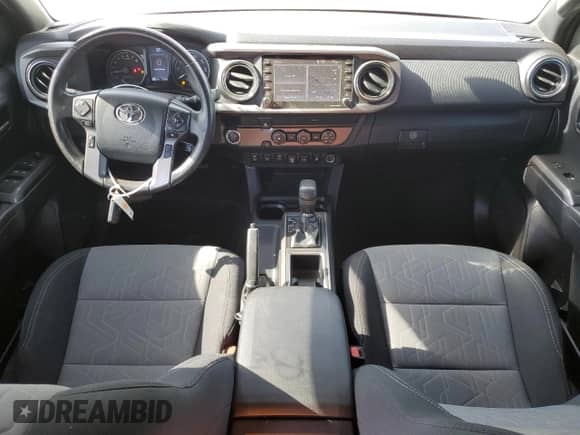 2020 Toyota Tacoma SR5 с VIN 3TMBZ5DN6LM026525, выставлен на аукционе Copart как лот 63804245 с пробегом 37 290 миль миль и Чистый • Clean title. История ставок и продаж доступна на DreamBid. Изображение 8.