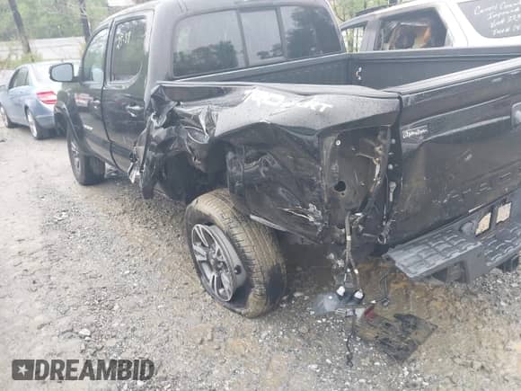 2016 Toyota Tacoma SR5 с VIN 3TMAZ5CN8GM008210, выставлен на аукционе IAAI как лот 41974557 с пробегом 98 500 миль миль и . История ставок и продаж доступна на DreamBid. Изображение 6.