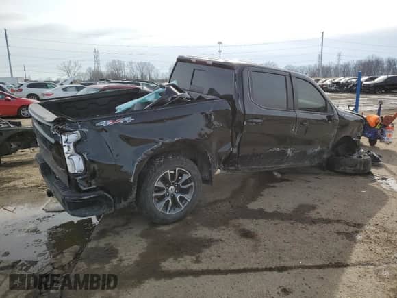 2022 Chevrolet Silverado 1500 RST z VIN 1GCUDEET6NZ599205, wystawiony jako Copart lot #42735645 z przebiegiem Nie podano mil oraz Czysty tytuł • Clean title. Historia ofert i sprzedaży dostępna na DreamBid. Obrazek 3.