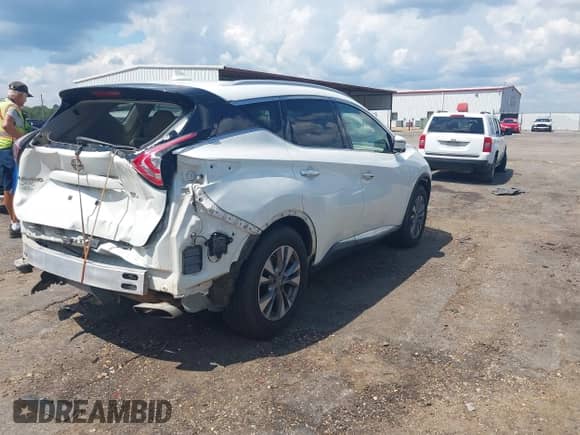 2018 Nissan Murano Platinum with VIN 5N1AZ2MG4JN156989, listed as a IAAI auction lot 43088869 with 197,006 mi miles and . Bid and sale history available at DreamBid. Image 4.